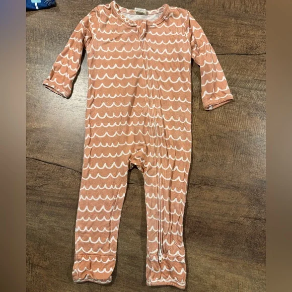 Bamboo sleeper - Picture 1 of 1